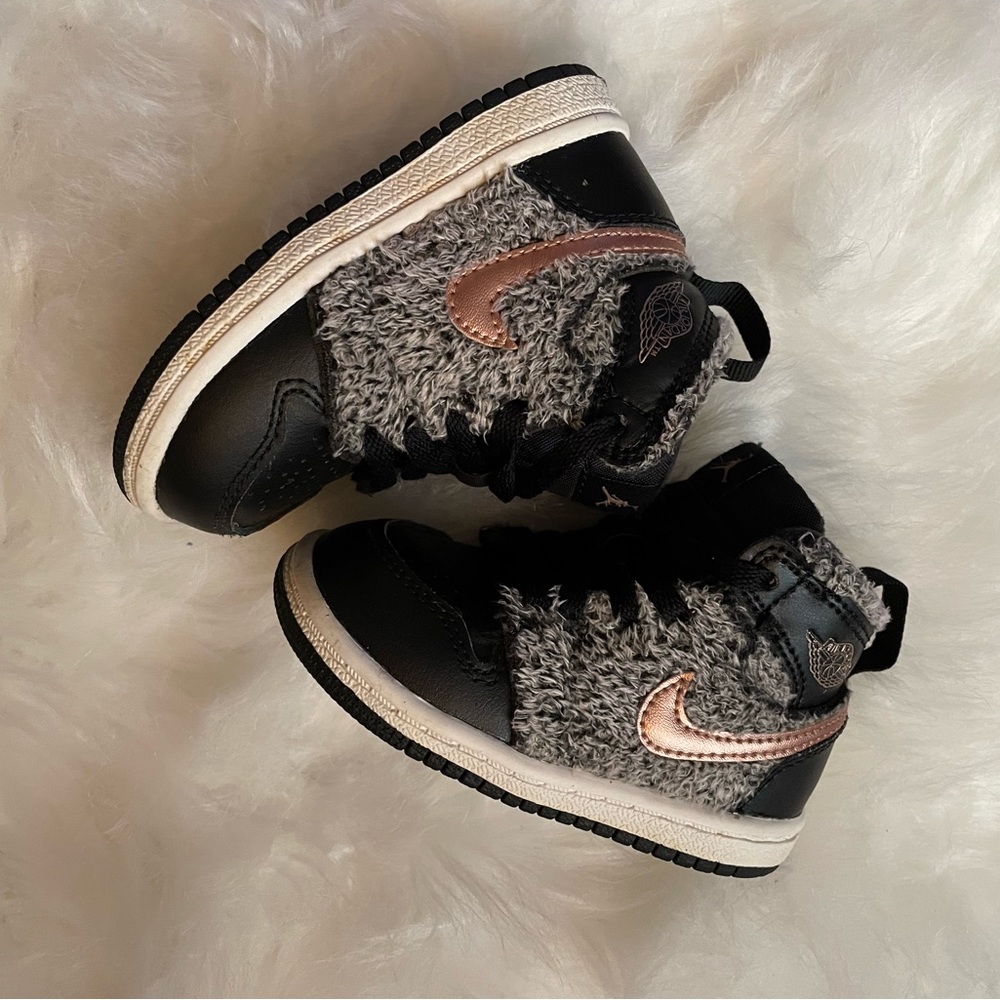 Nike Jordan 1 mid